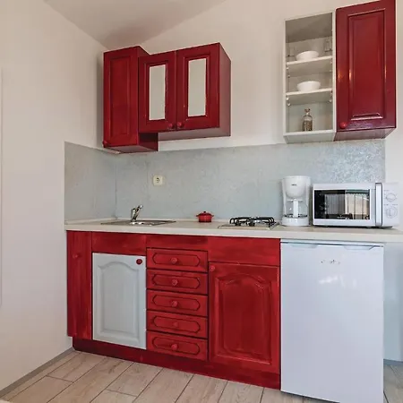 Apartment Cozy In With Kitchen Maslenica