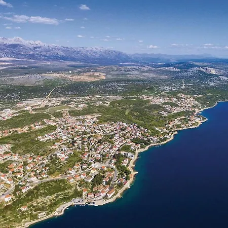 One-bedroom In * מסלניקה